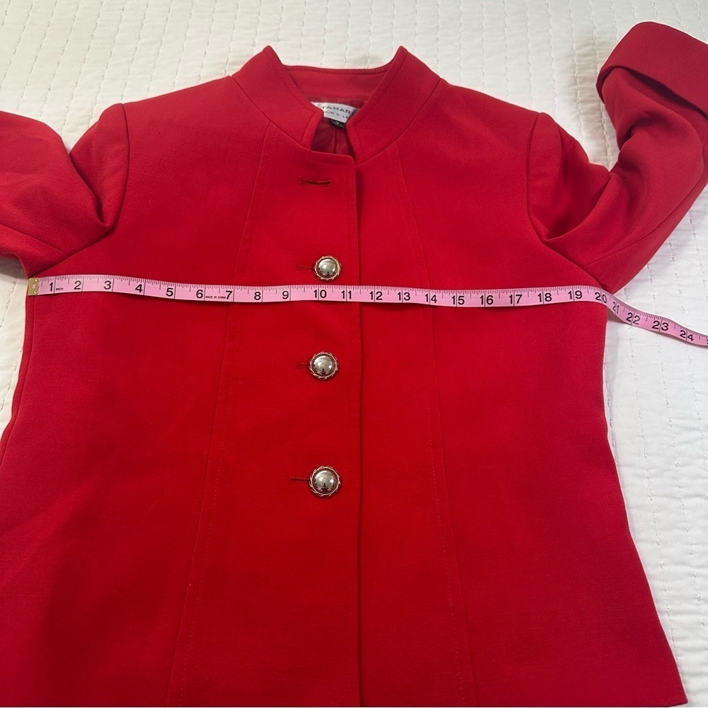 Tahiri Arthur S. Levine Elegant Red Women's Blazer with Gold Buttons - Picture 4 of 11